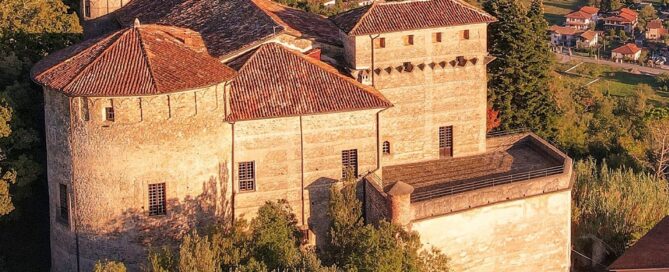 Castello di Monti, veduta aerea