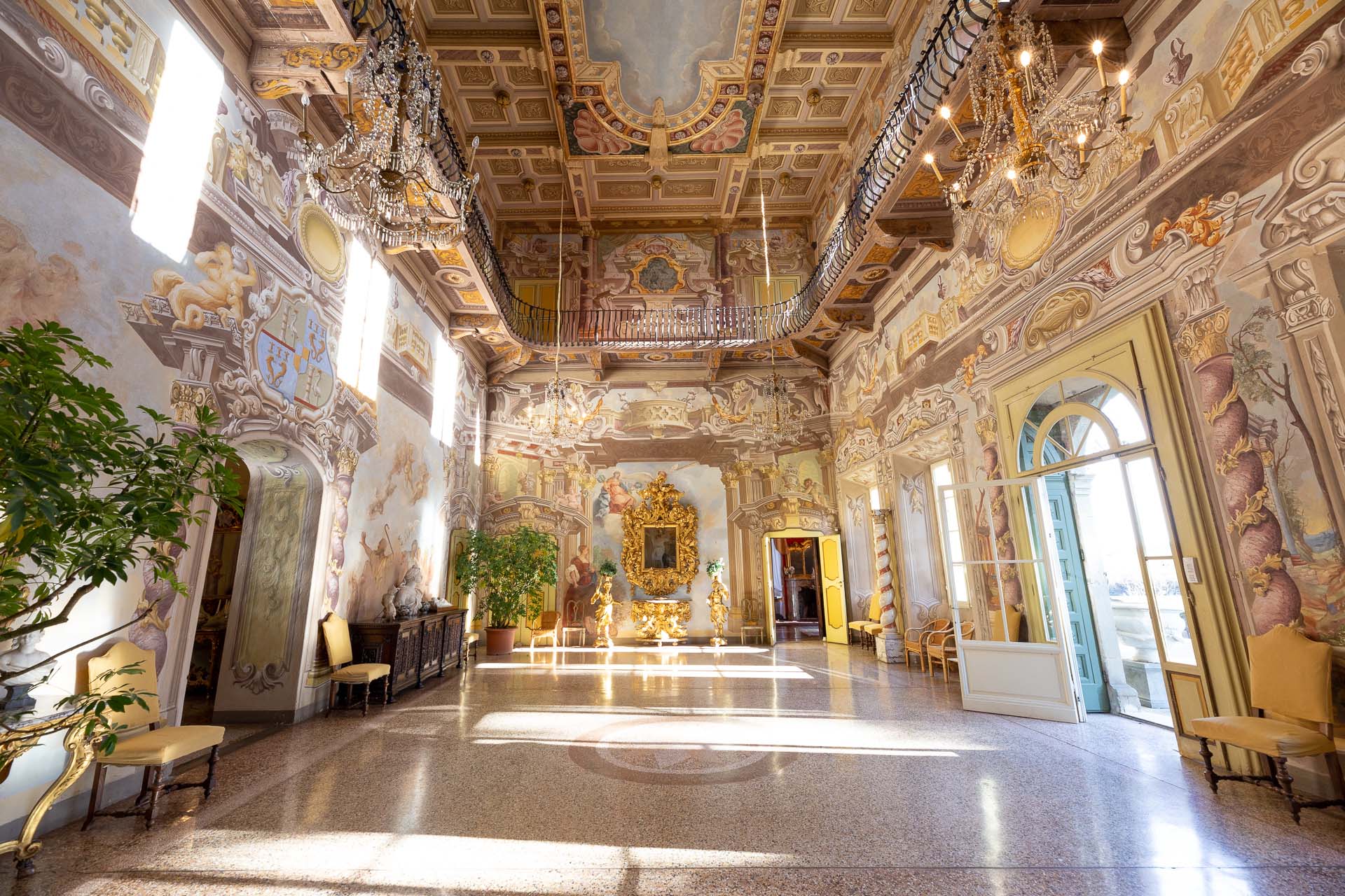 Interno della Villa Dosi Delfini a Pontremoli