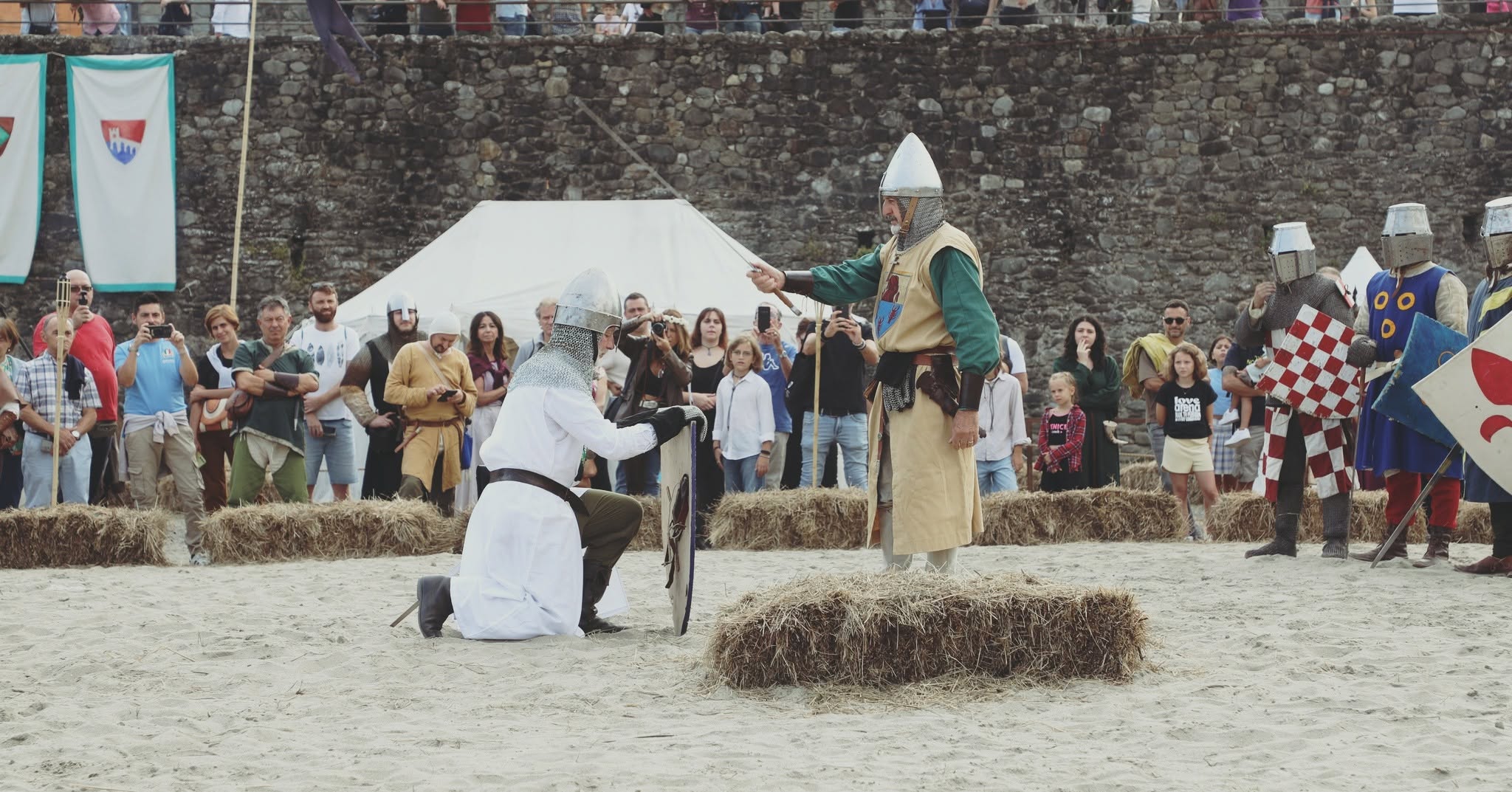 medievalis pontremoli figuranti
